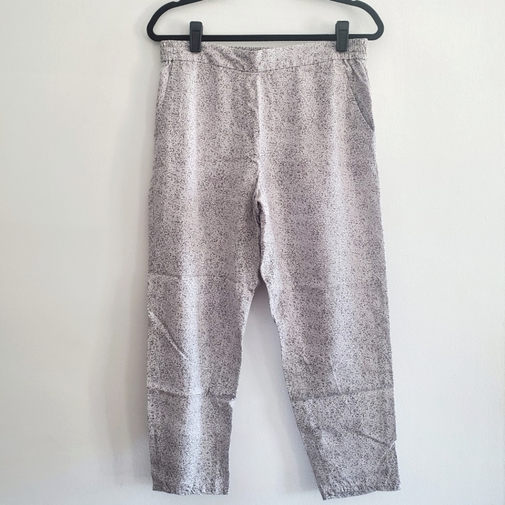 GAP White & Brown Tencel Capris